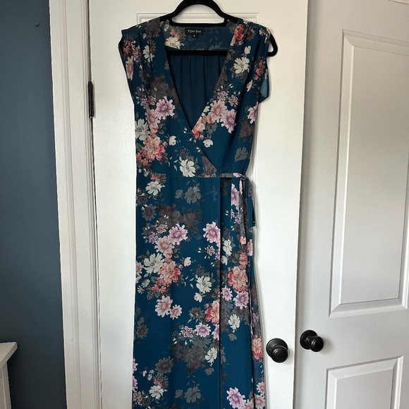 Yumi Kim Floral Maxi Wrap Dress - Picture 1 of 3